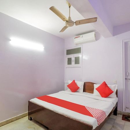 Hotel O Chandu Inn นิวเดลี ภายนอก รูปภาพ